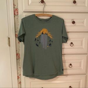 Green Tshirt with waterfall, sunset design